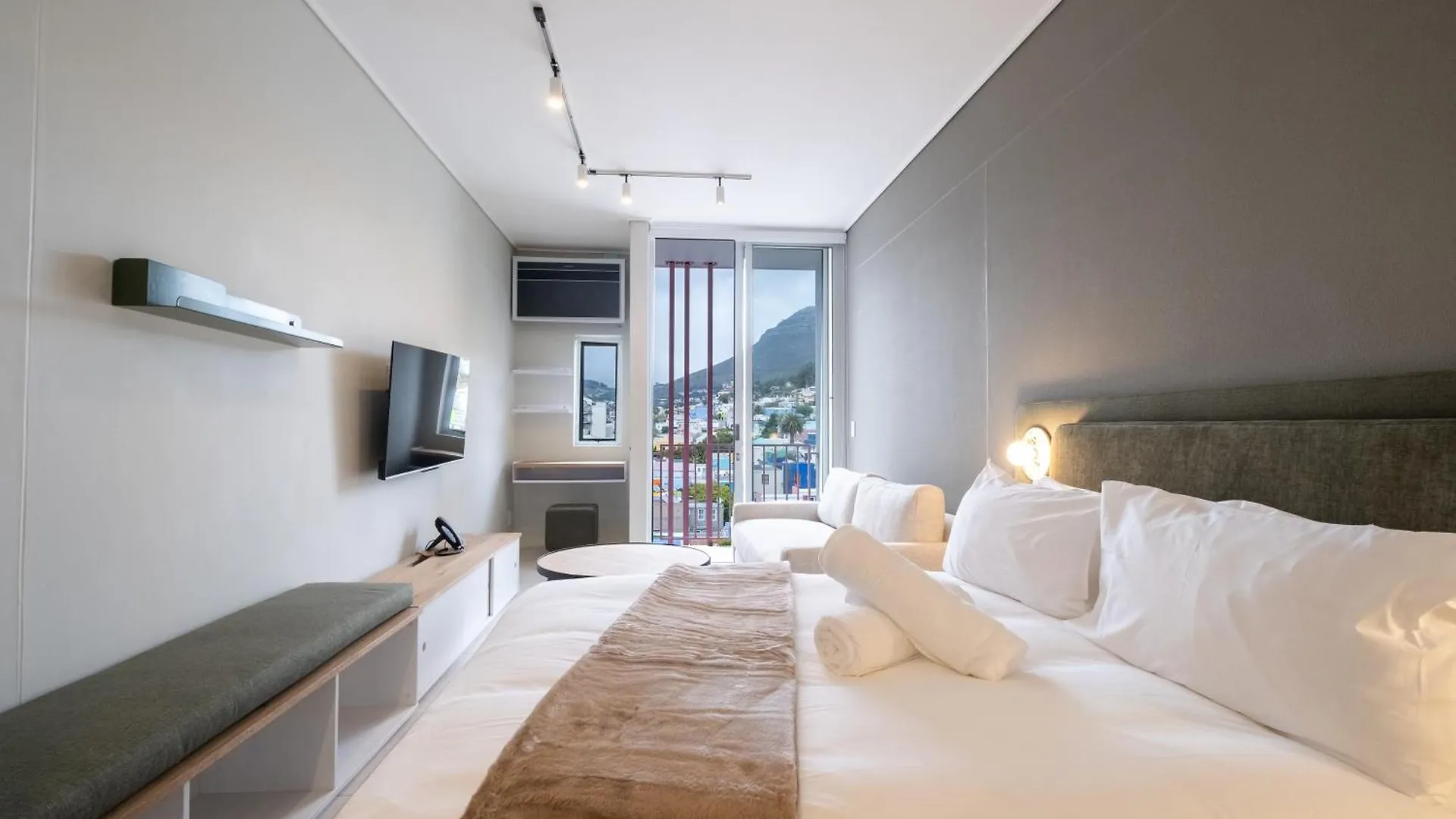 The Rose 704: Top Floor Modern Studio Apartment Kapstadt Südafrika